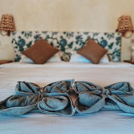 Basa-Basi Lodge Karimunjawa Zewnętrze zdjęcie