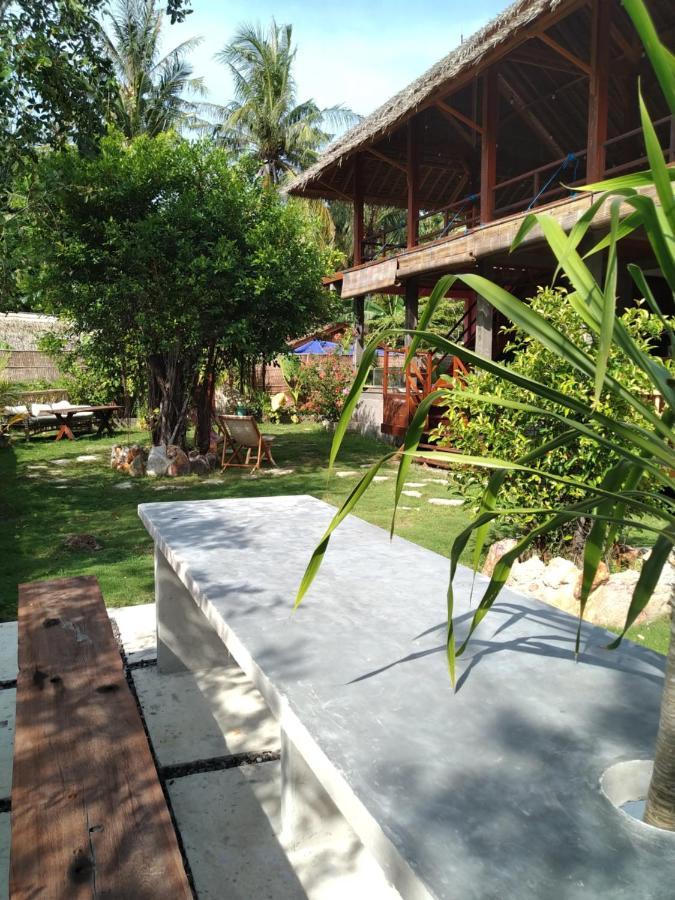 Basa-Basi Lodge Karimunjawa Zewnętrze zdjęcie