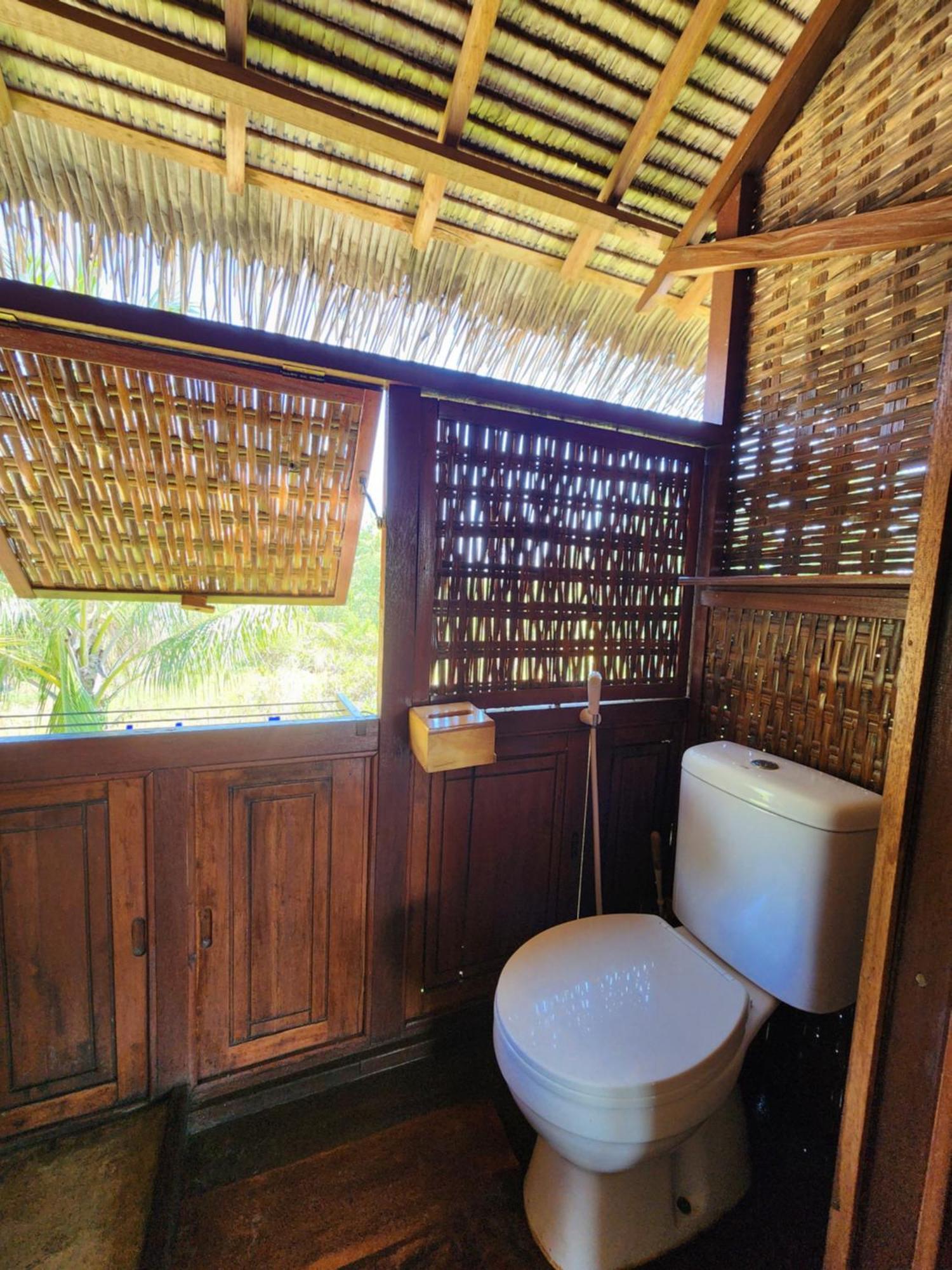 Basa-Basi Lodge Karimunjawa Zewnętrze zdjęcie
