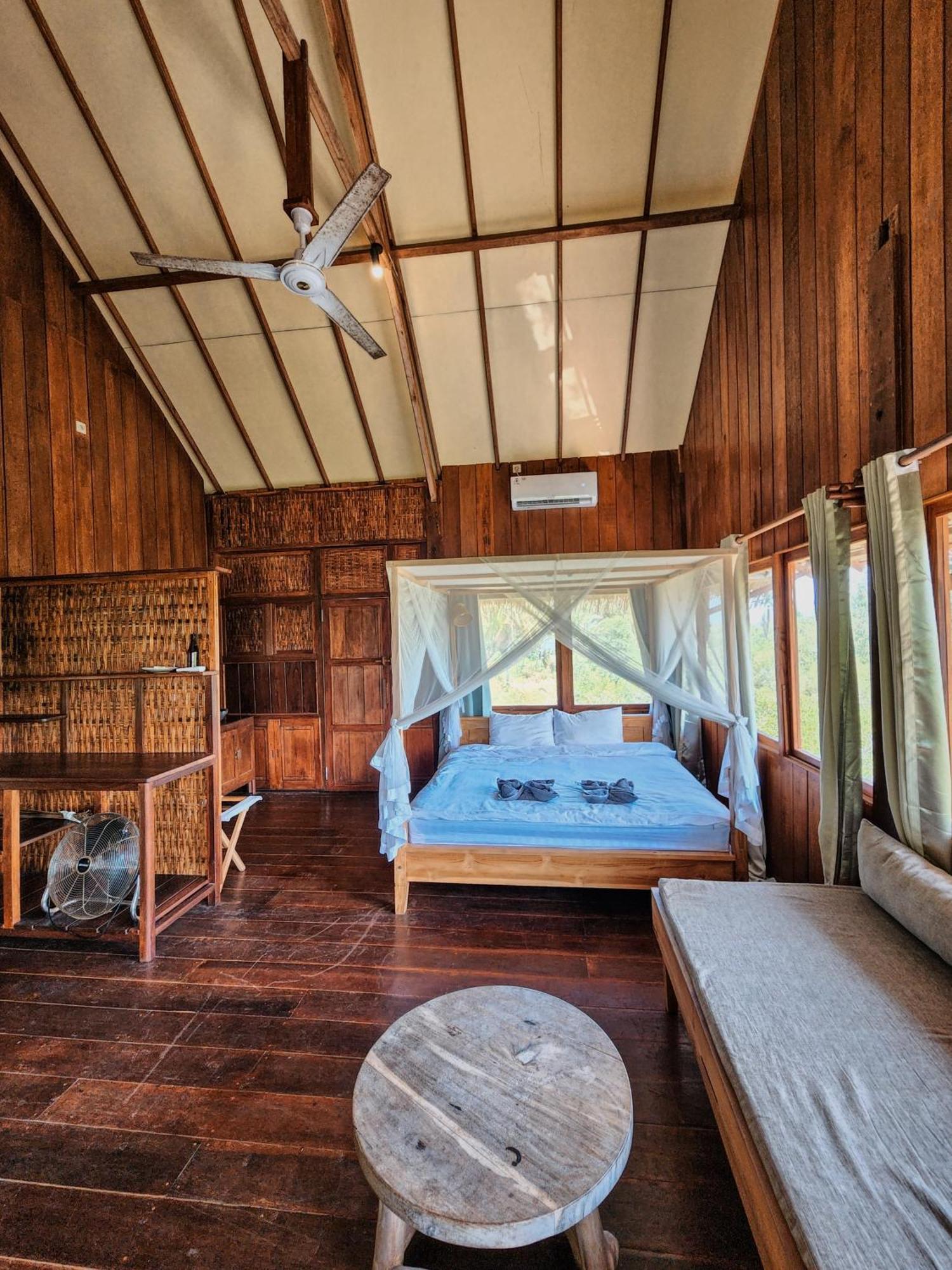 Basa-Basi Lodge Karimunjawa Zewnętrze zdjęcie